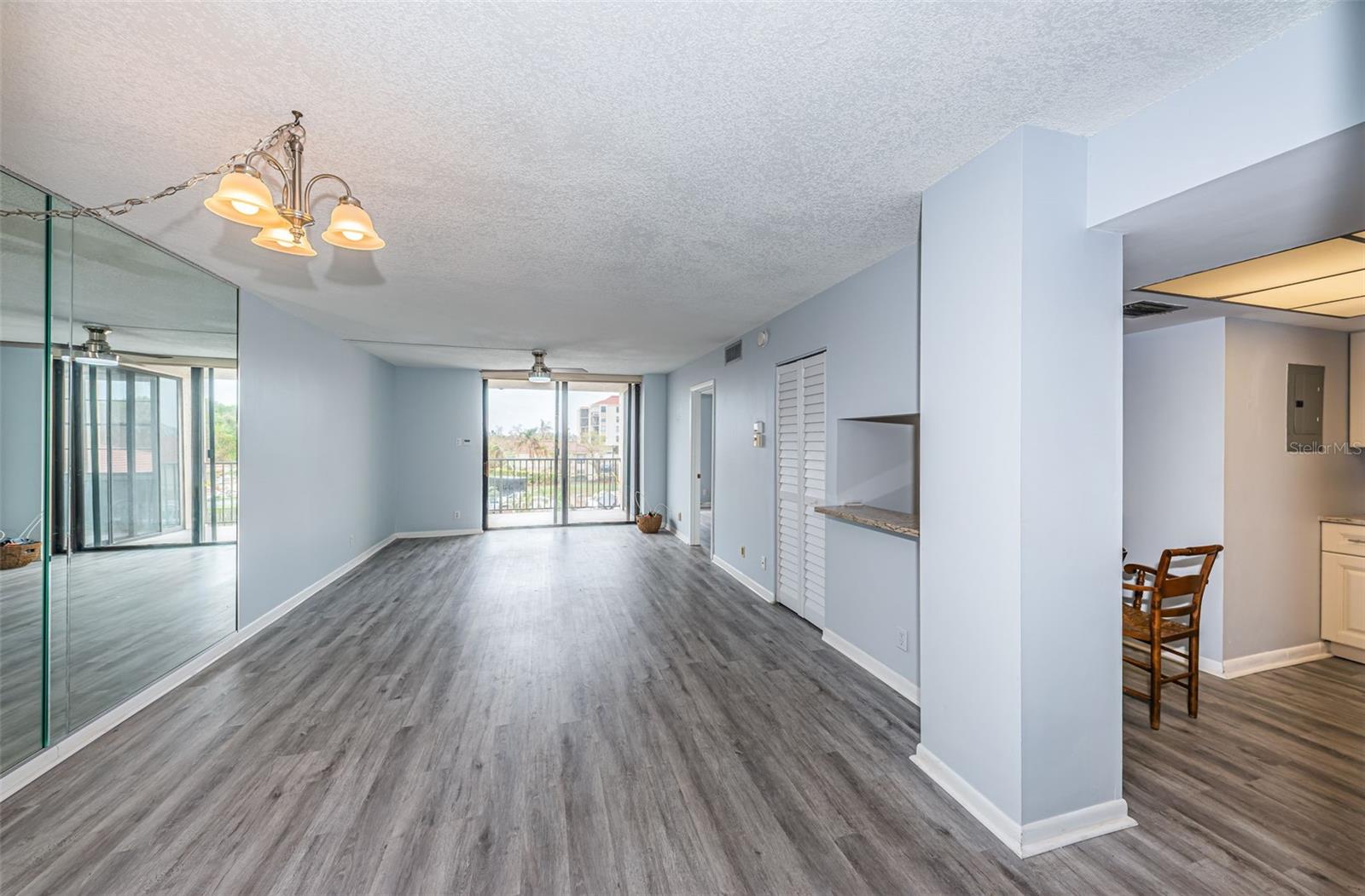 6145 SUN BLVD #305, ST PETERSBURG, FL, 33715