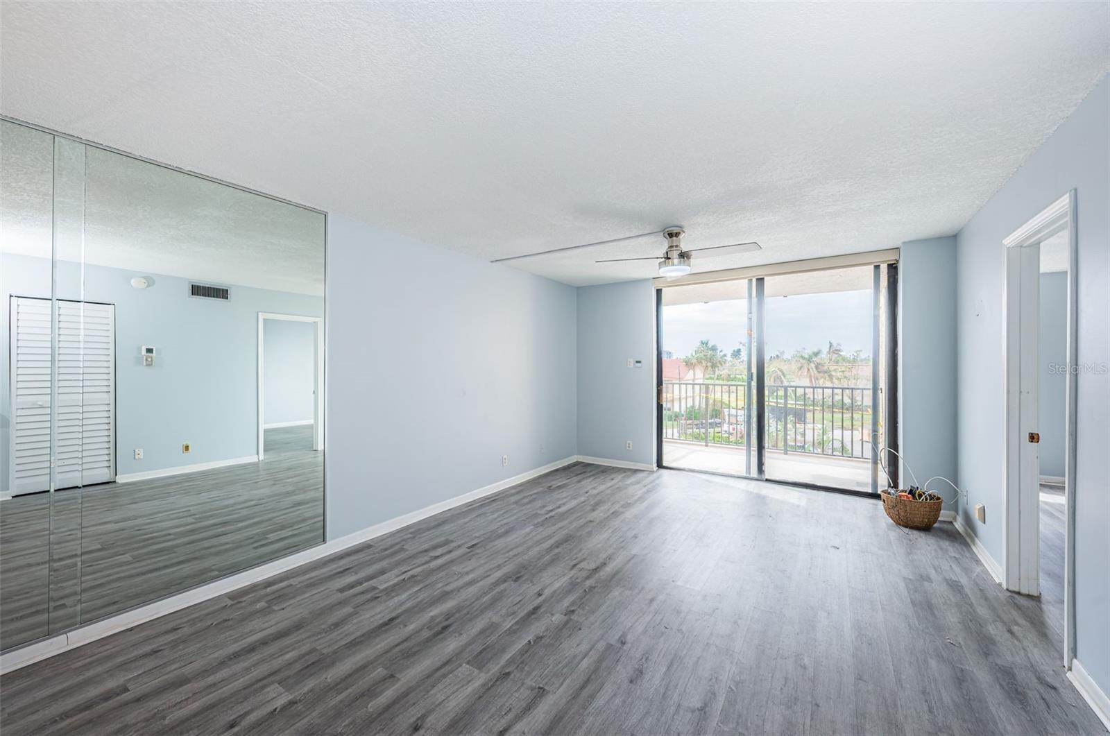 6145 SUN BLVD #305, ST PETERSBURG, FL, 33715