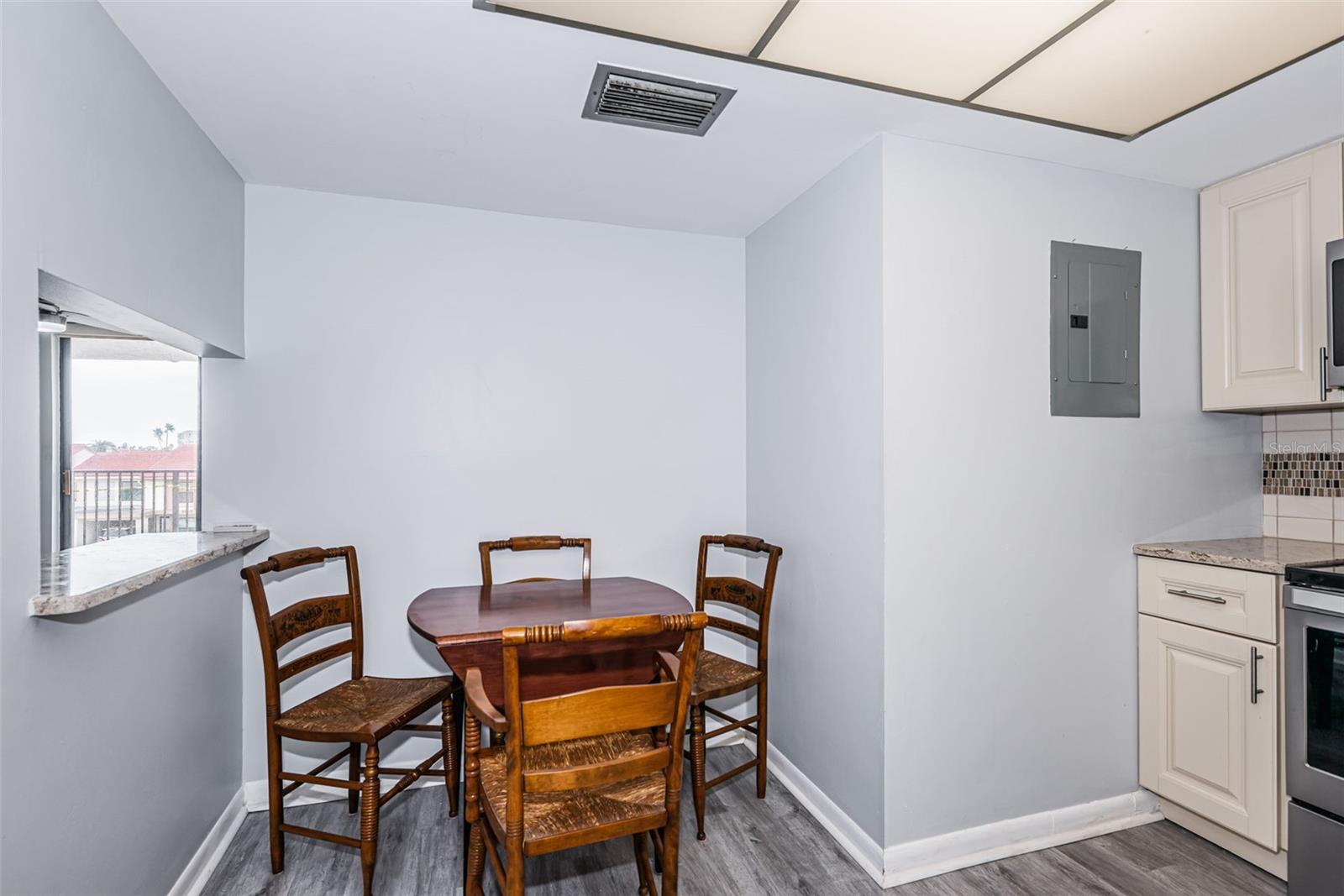 6145 SUN BLVD #305, ST PETERSBURG, FL, 33715