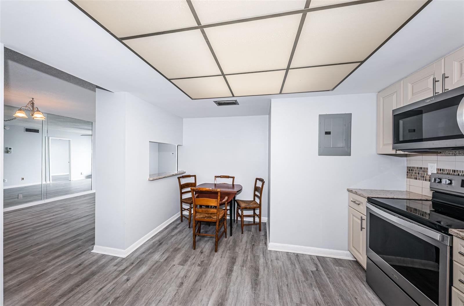 6145 SUN BLVD #305, ST PETERSBURG, FL, 33715