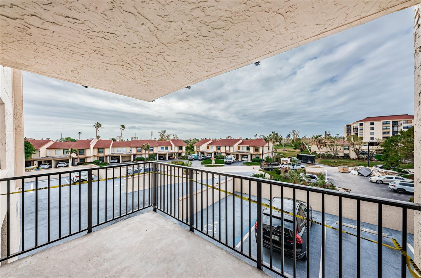 6145 SUN BLVD #305, ST PETERSBURG, FL, 33715