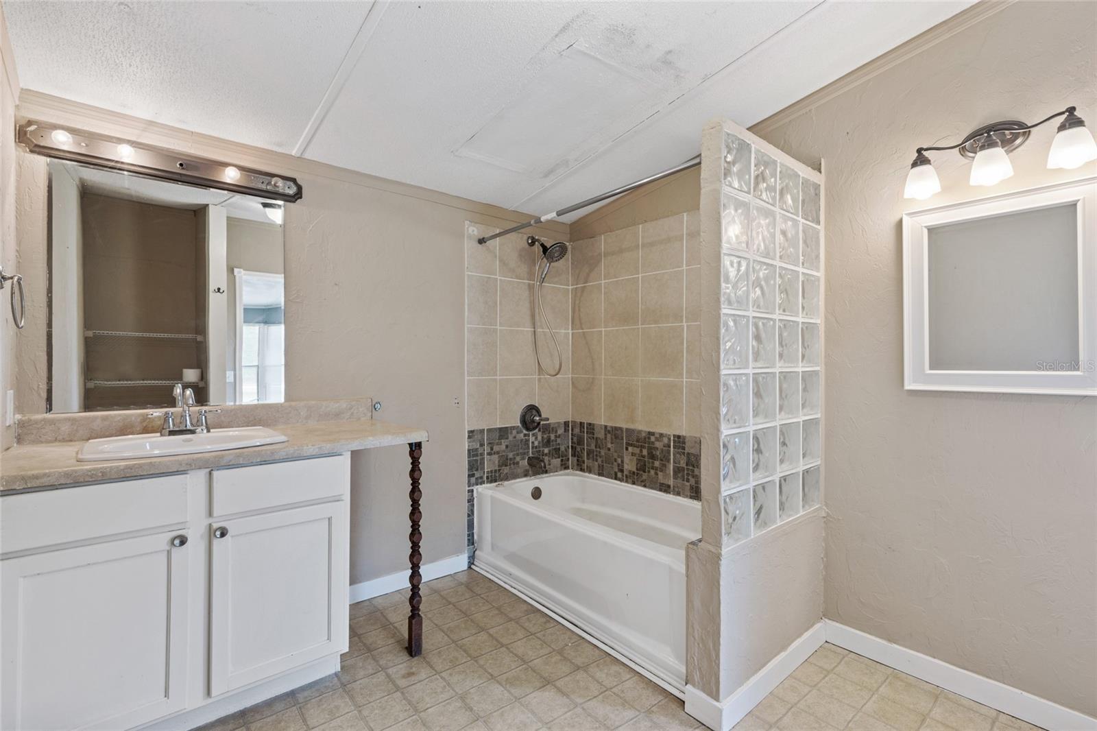 111 PANGOLA RIDGE CT, MELROSE, FL, 32666