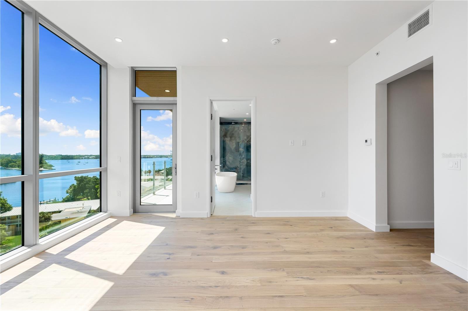111 GOLDEN GATE PT #602, SARASOTA, FL, 34236