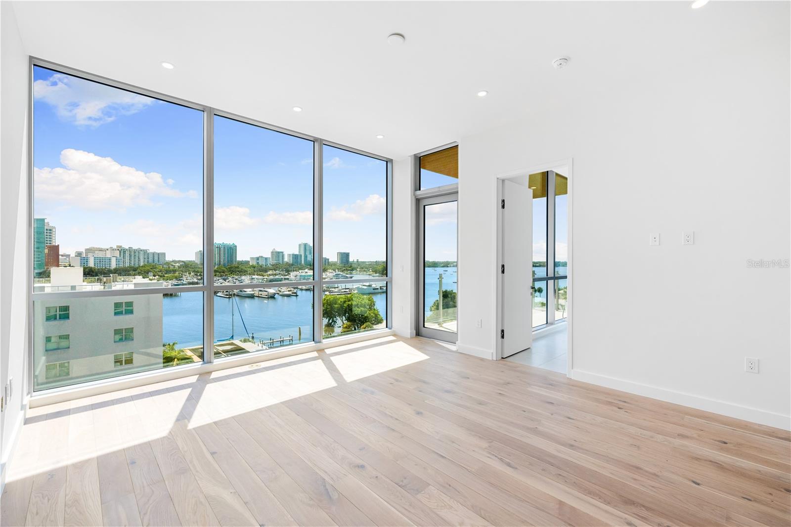 111 GOLDEN GATE PT #602, SARASOTA, FL, 34236