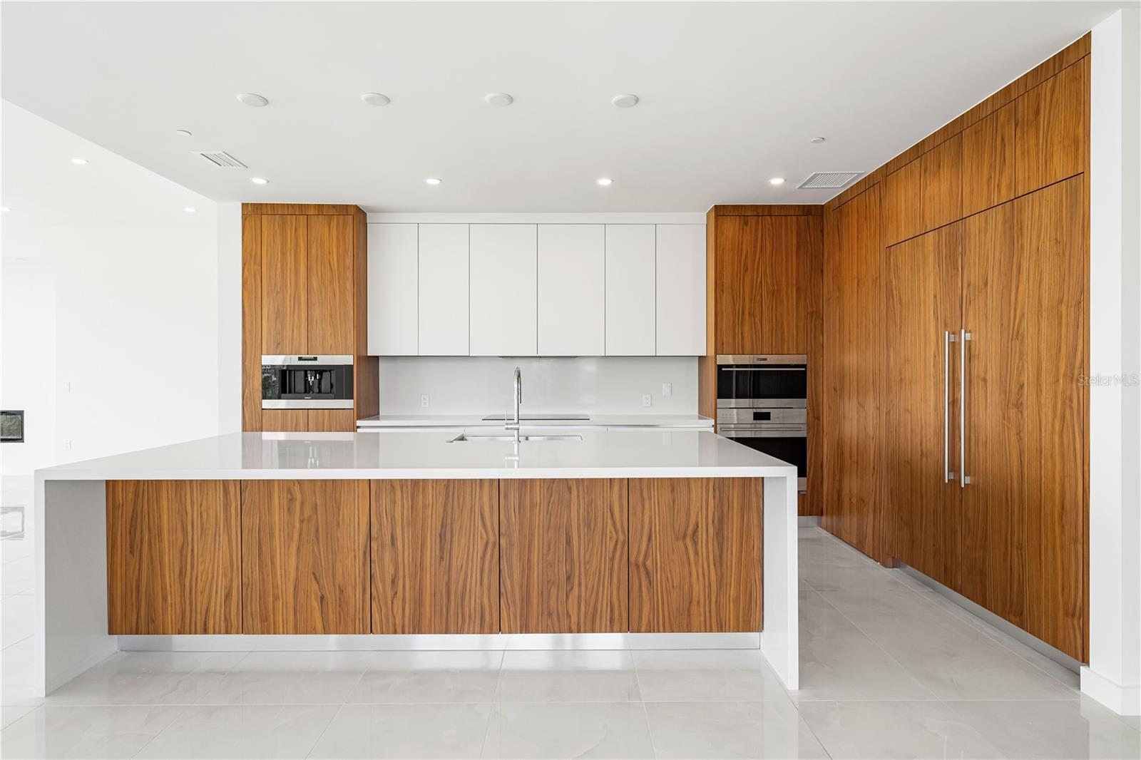 111 GOLDEN GATE PT #602, SARASOTA, FL, 34236