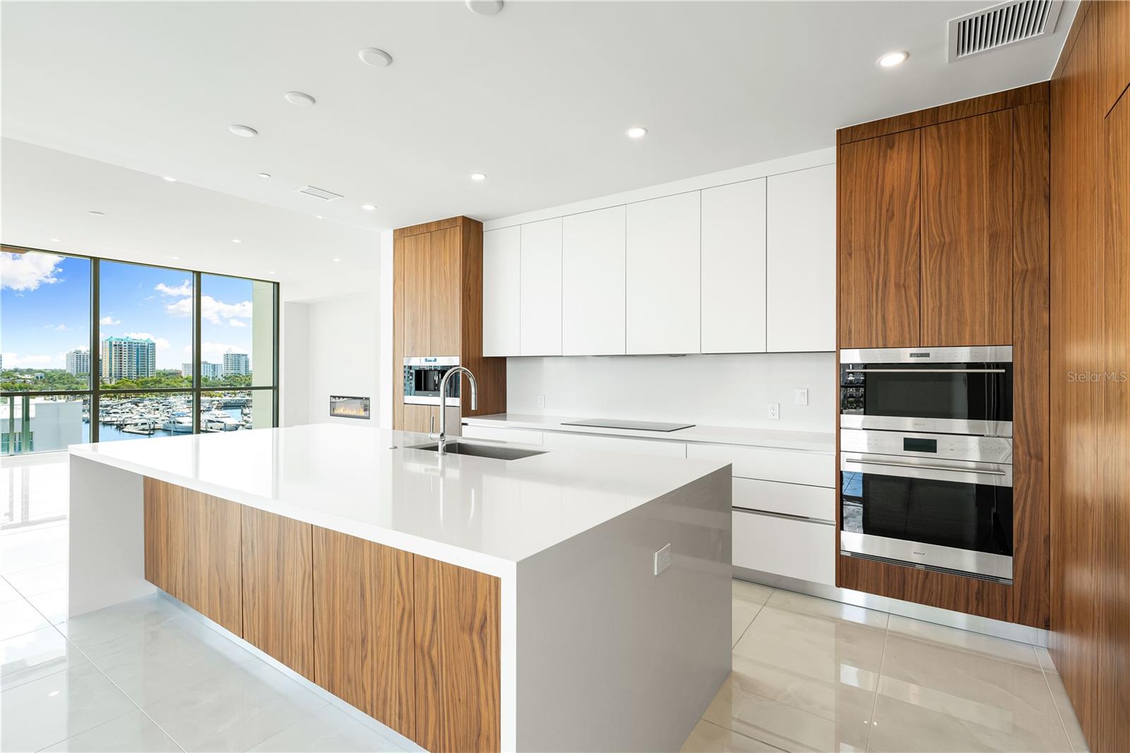 111 GOLDEN GATE PT #602, SARASOTA, FL, 34236