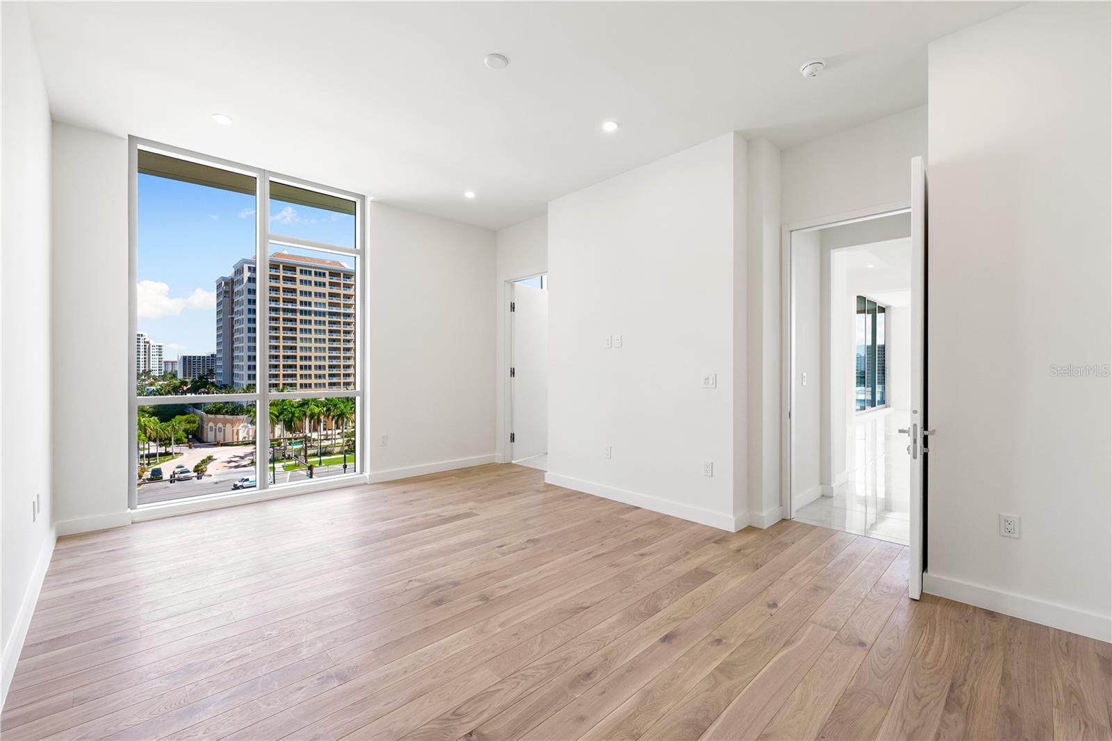 111 GOLDEN GATE PT #602, SARASOTA, FL, 34236