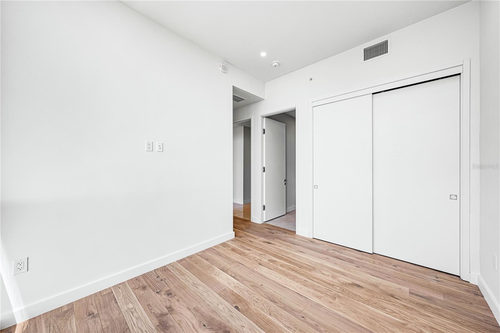 111 GOLDEN GATE PT #602, SARASOTA, FL, 34236