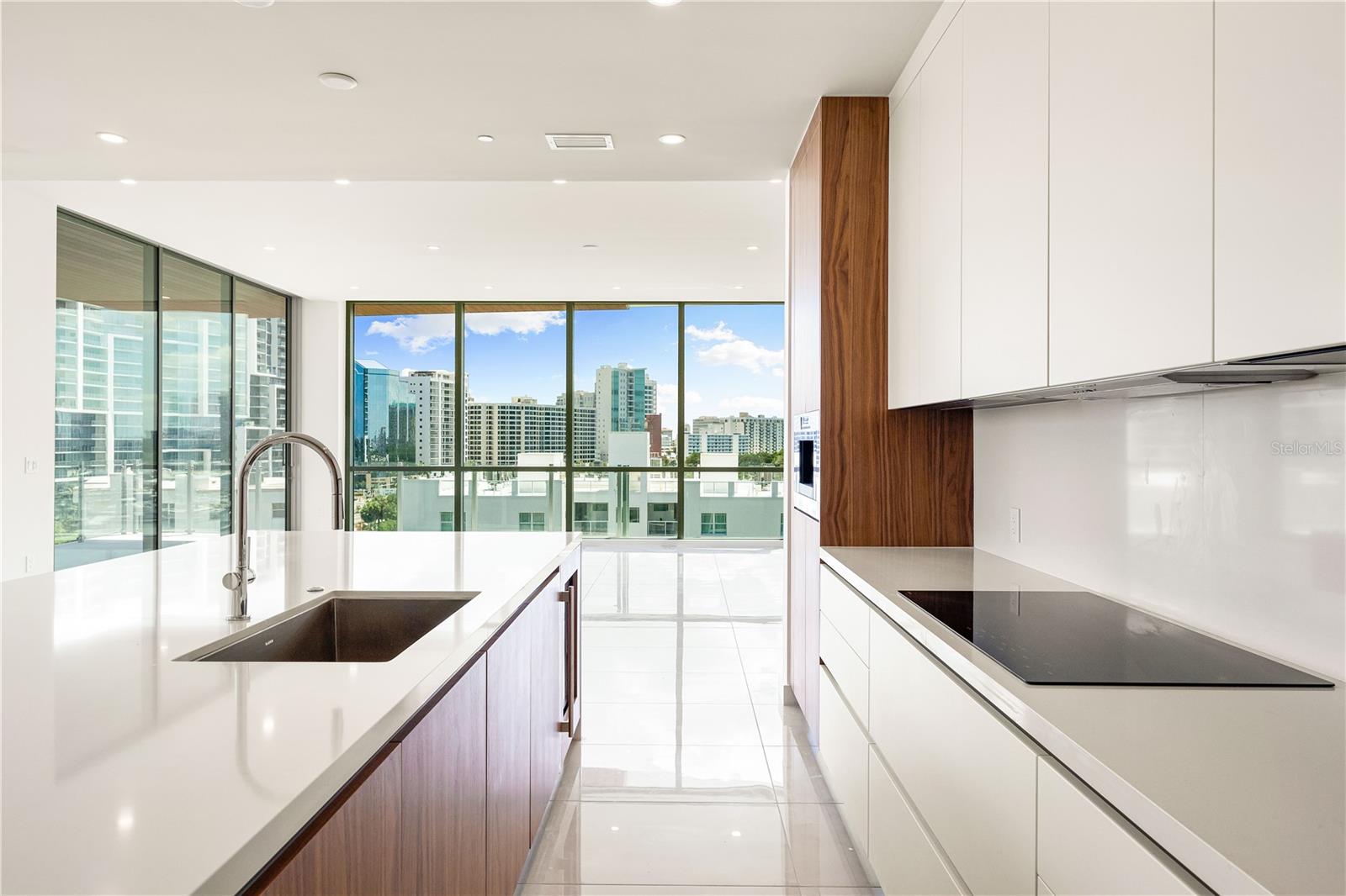 111 GOLDEN GATE PT #602, SARASOTA, FL, 34236