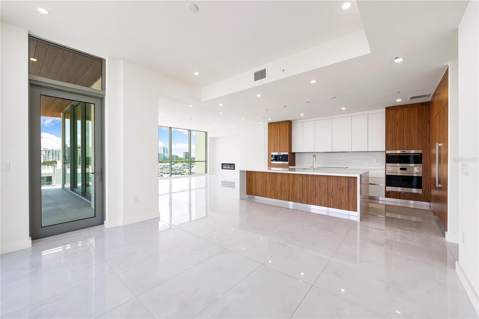 111 GOLDEN GATE PT #602, SARASOTA, FL, 34236