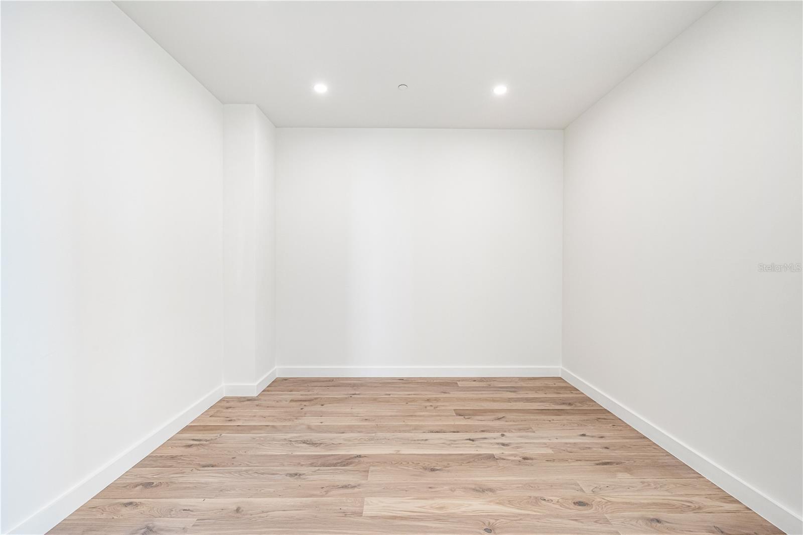 111 GOLDEN GATE PT #602, SARASOTA, FL, 34236