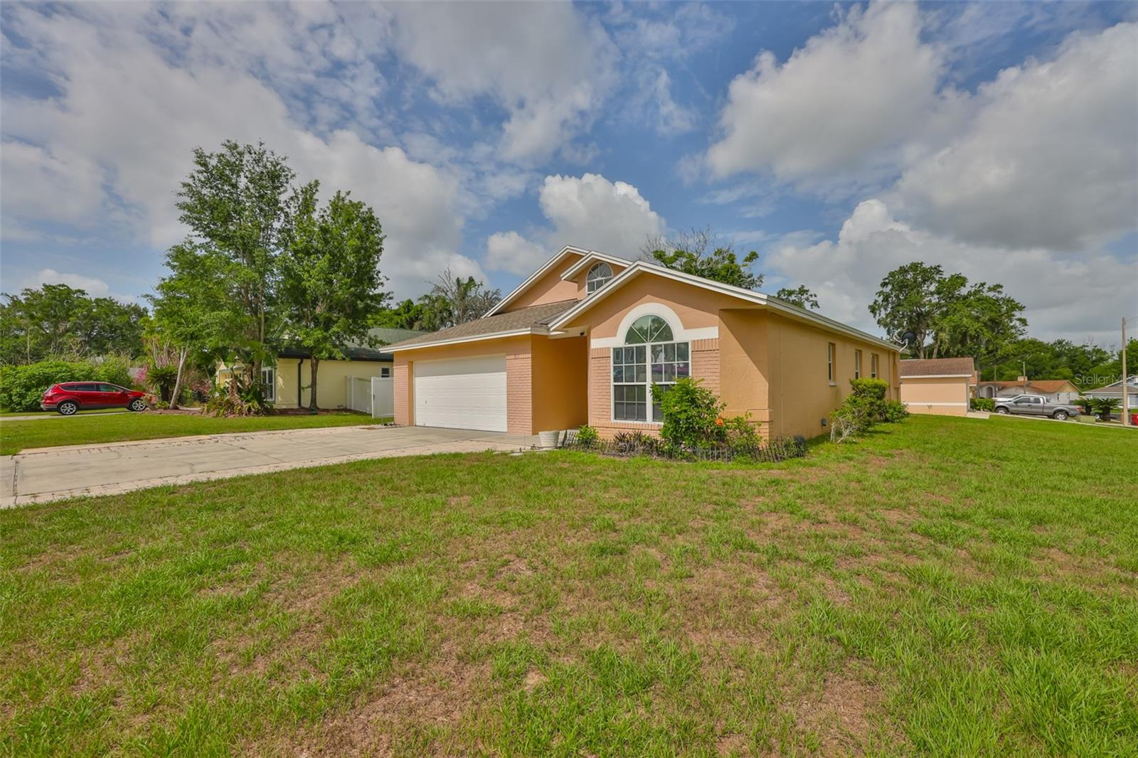 311 SUGAR CREEK DR, PLANT CITY, FL, 33563