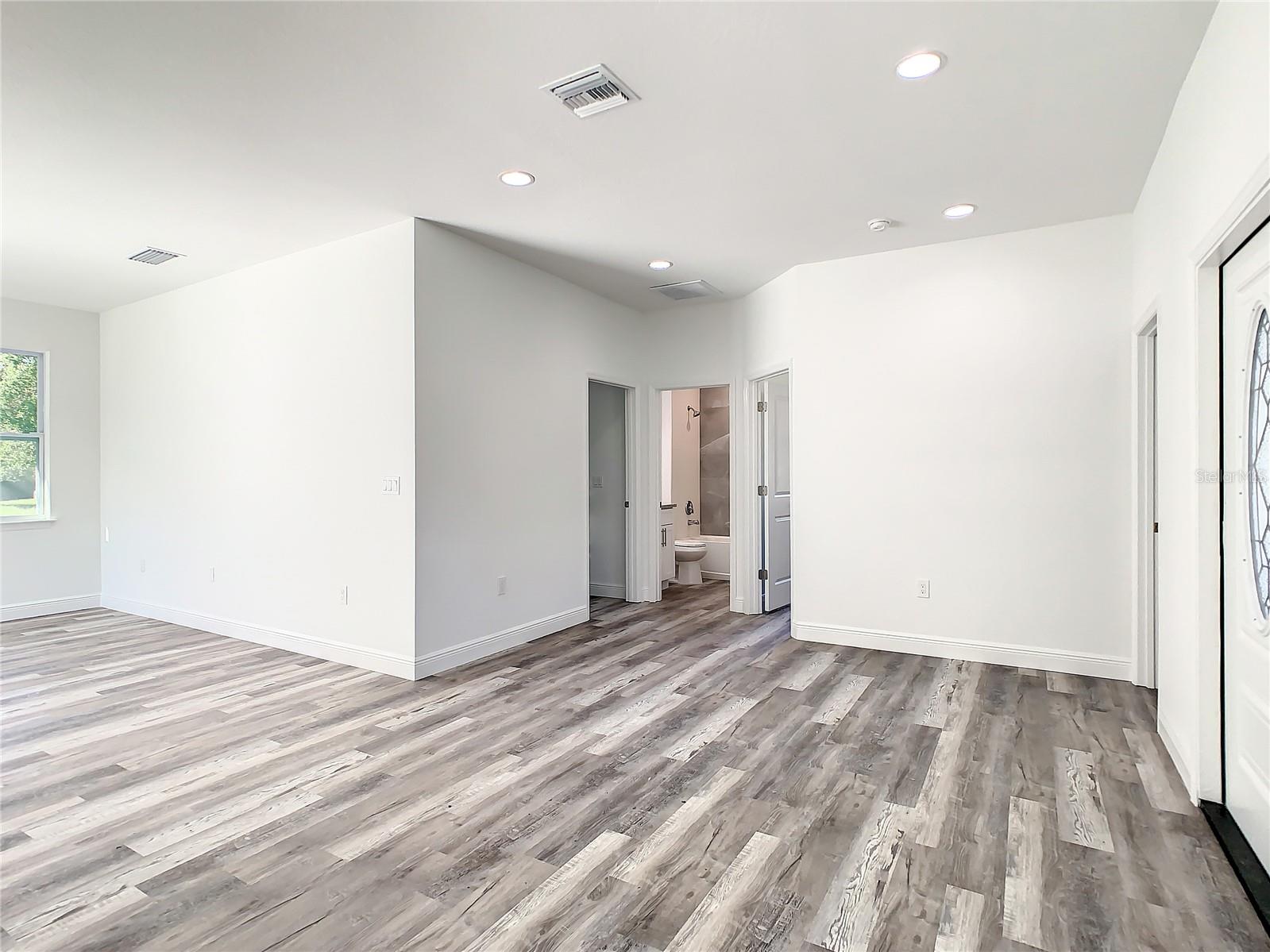 1543 MACKINAW ST, NORTH PORT, FL, 34286