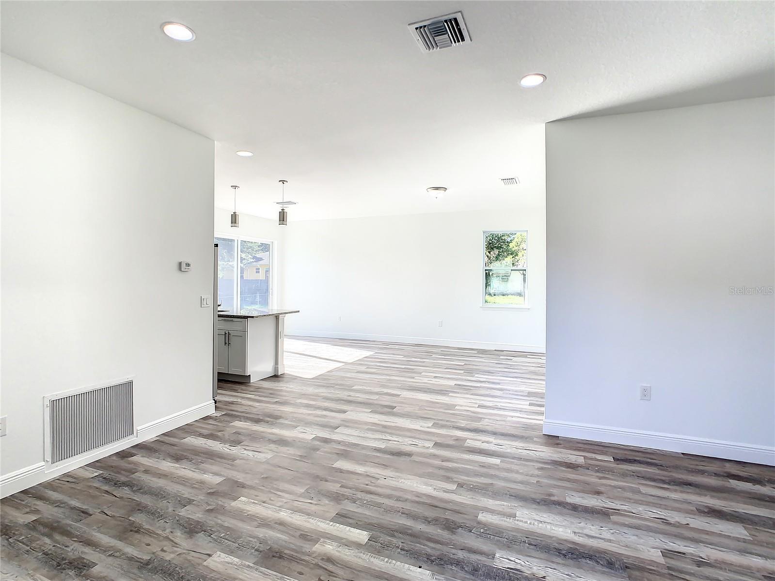 1543 MACKINAW ST, NORTH PORT, FL, 34286