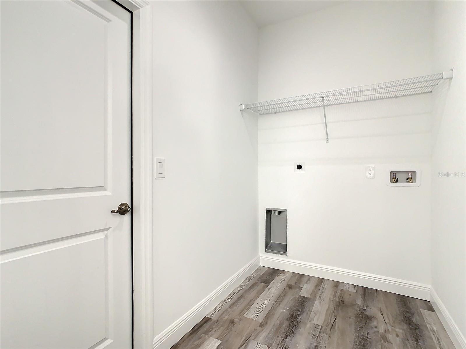 1543 MACKINAW ST, NORTH PORT, FL, 34286