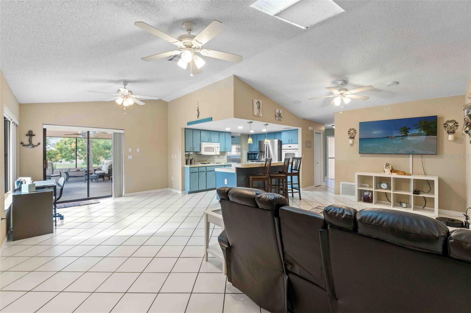 6450 TRADE CT, SPRING HILL, FL, 34606