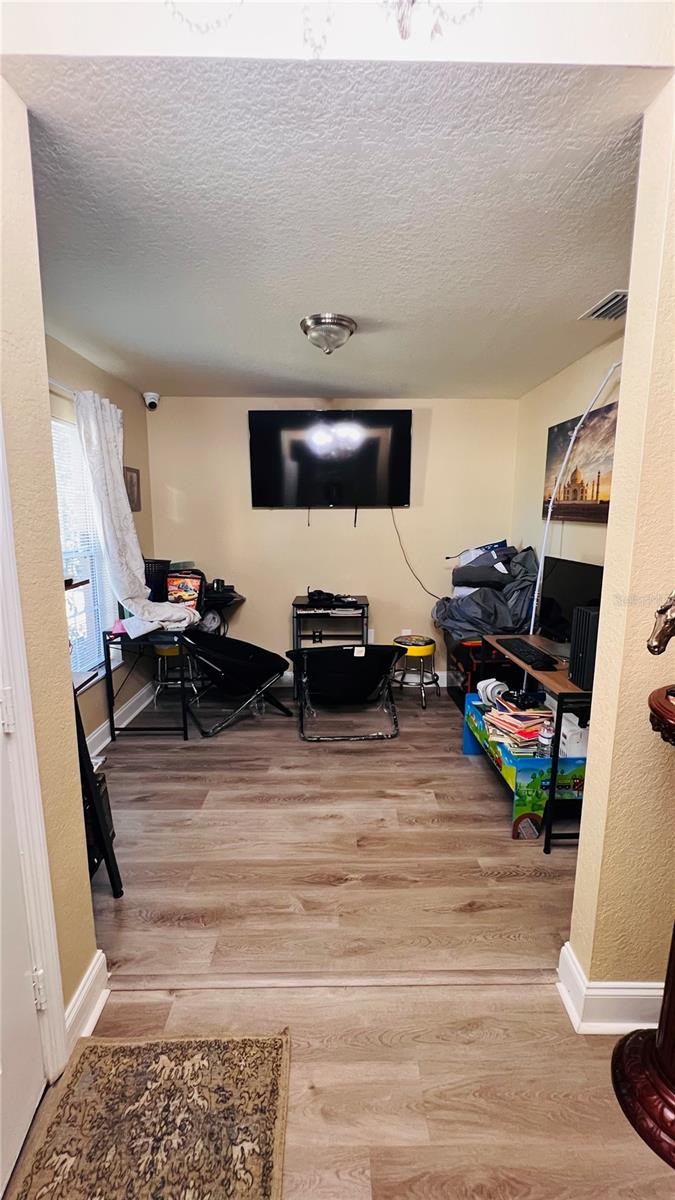 2409 CRAWFORD AVE N, LEHIGH ACRES, FL, 33971