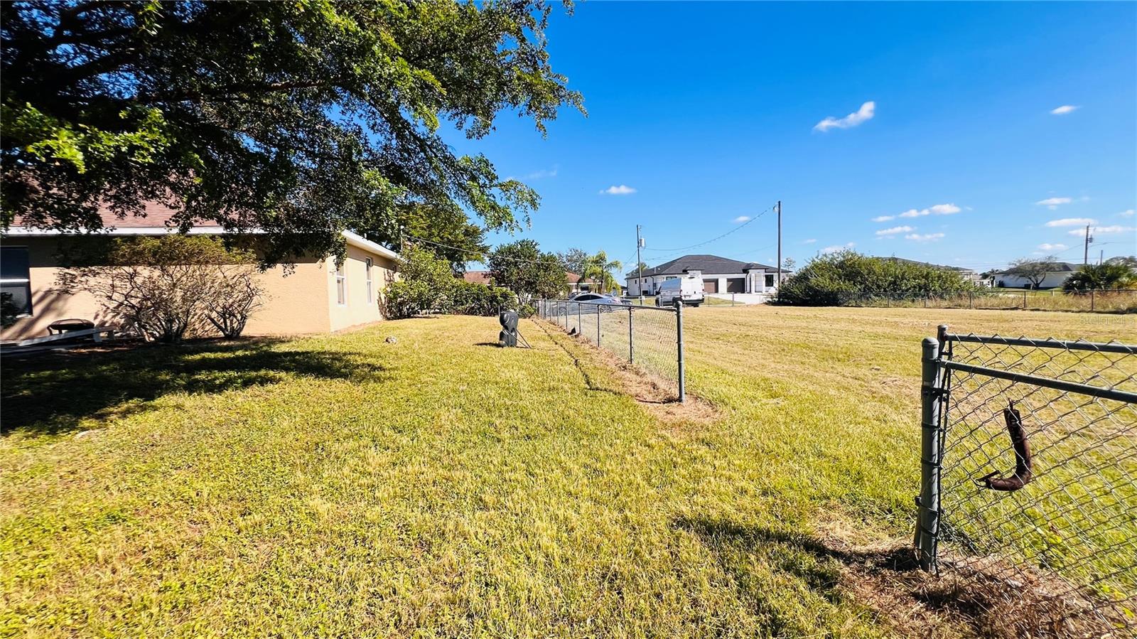 2409 CRAWFORD AVE N, LEHIGH ACRES, FL, 33971