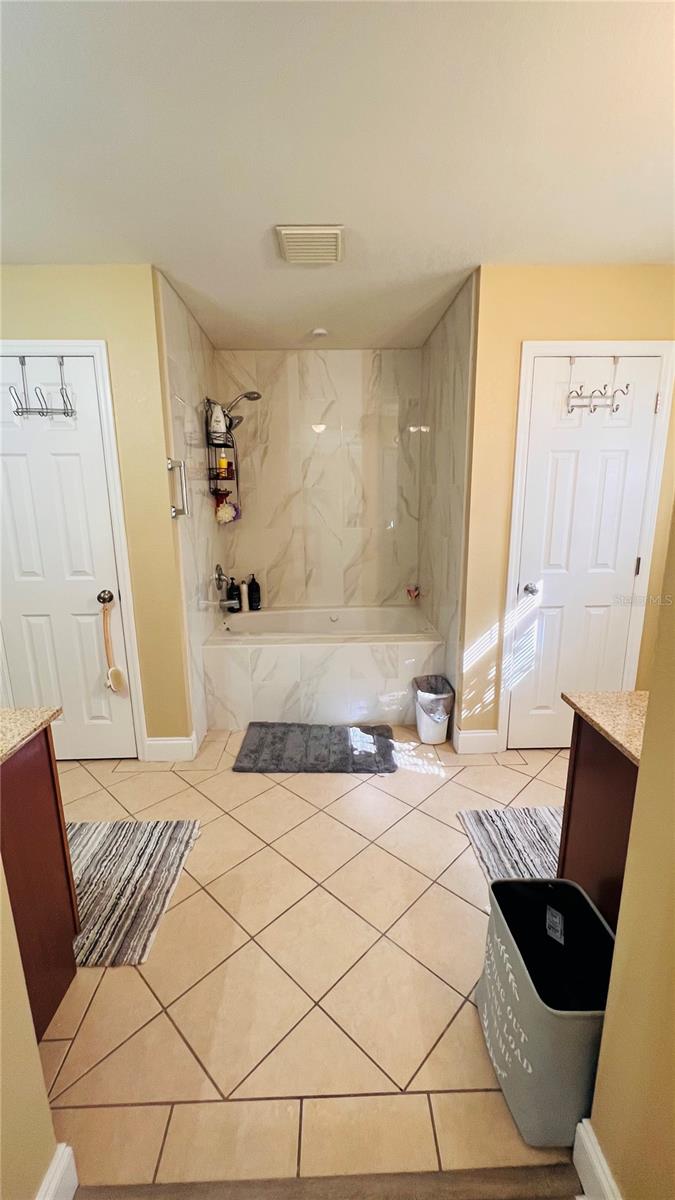 2409 CRAWFORD AVE N, LEHIGH ACRES, FL, 33971