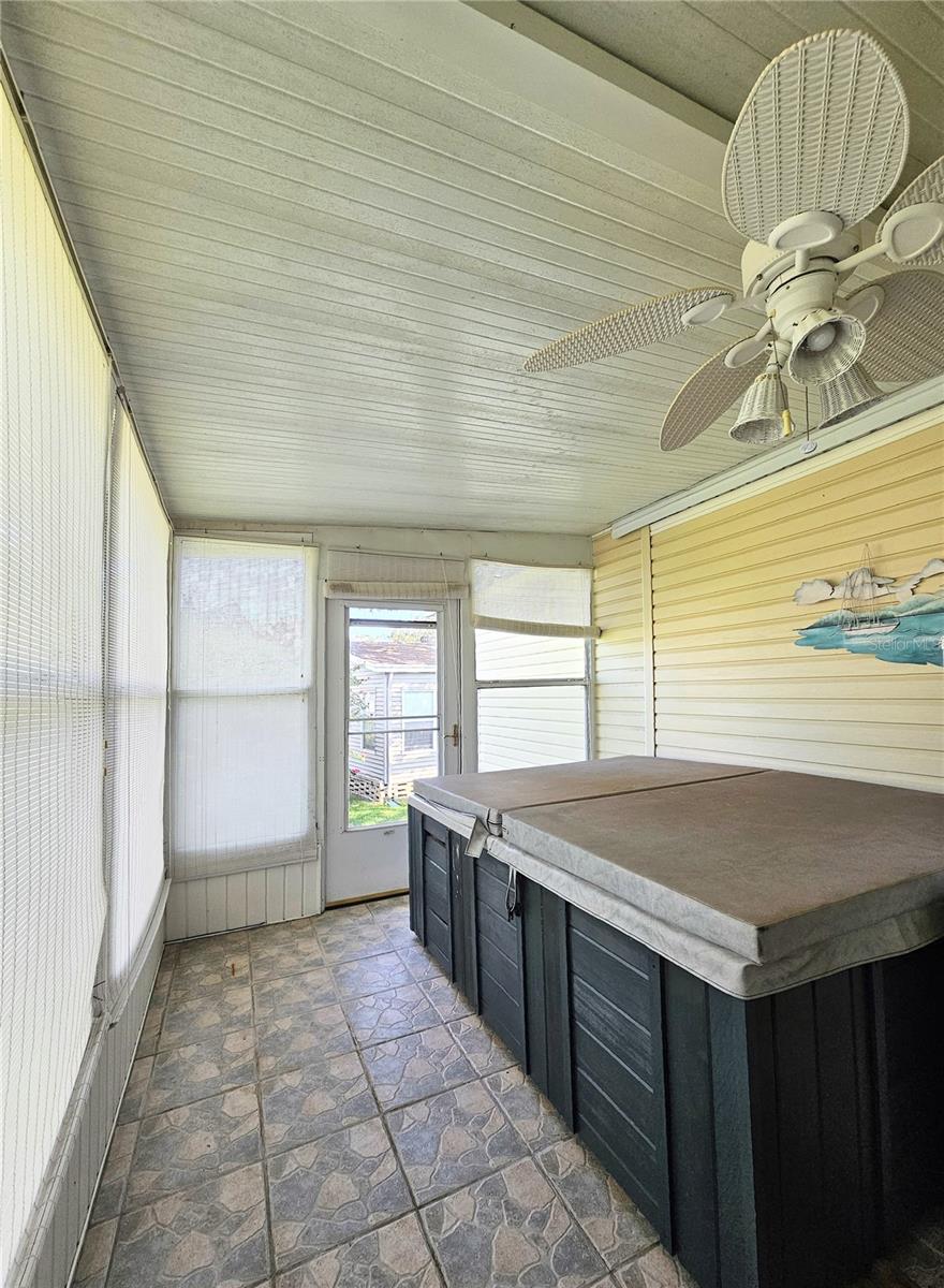 6604 SCENIC POINT DR SE, WINTER HAVEN, FL, 33884