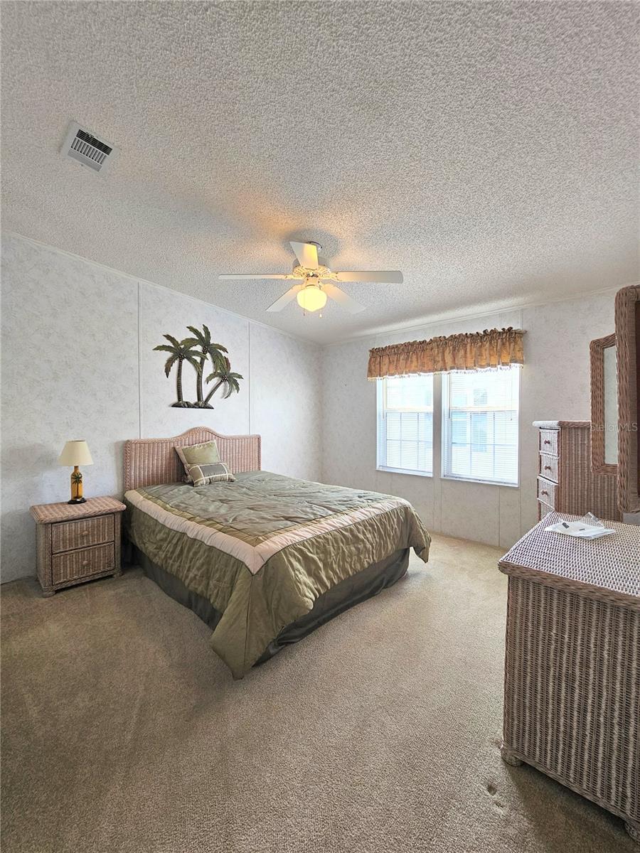 6604 SCENIC POINT DR SE, WINTER HAVEN, FL, 33884