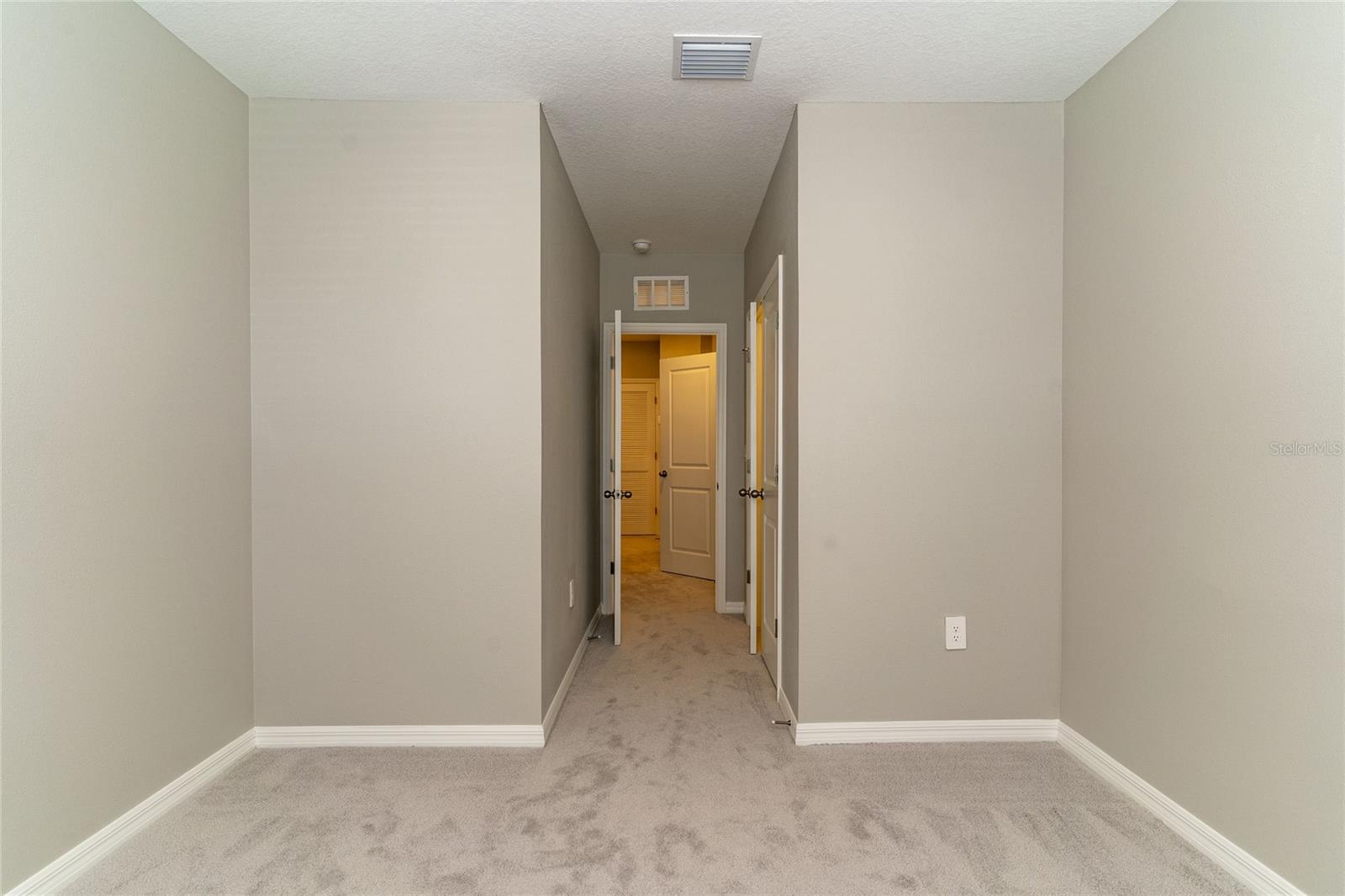 2801 MIDNIGHT PEARL DR, SARASOTA, FL, 34240