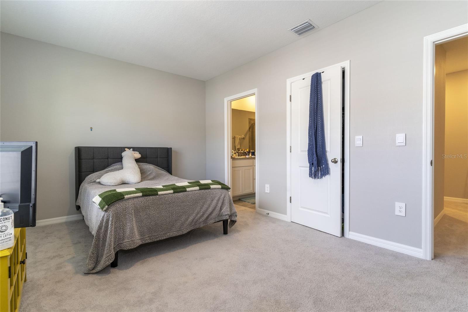 2801 MIDNIGHT PEARL DR, SARASOTA, FL, 34240
