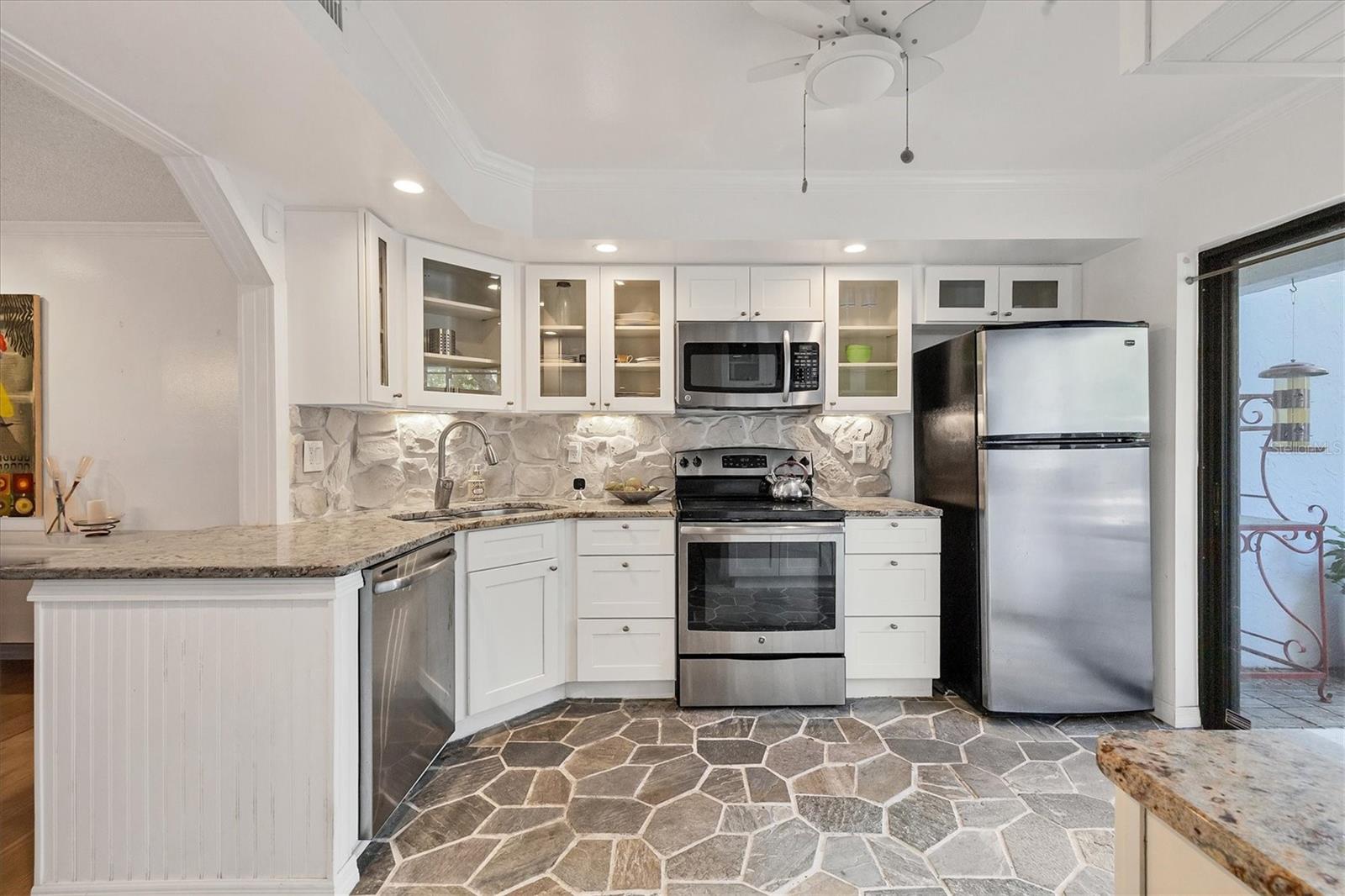 3324 THORNWOOD RD #3324, SARASOTA, FL, 34231