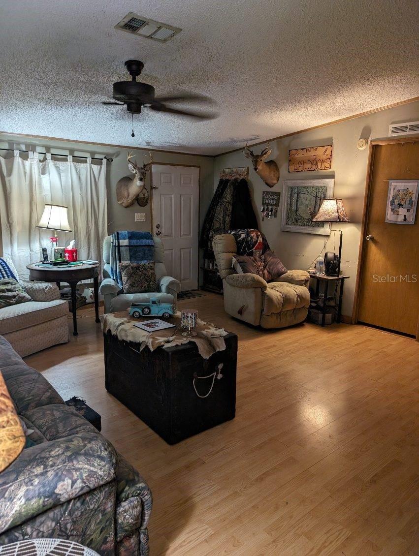 1679 N RIVERDALE RD, AVON PARK, FL, 33825