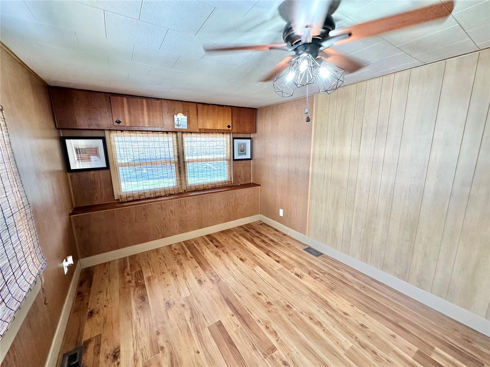 926 VILLA LAGOON DR, TAVARES, FL, 32778