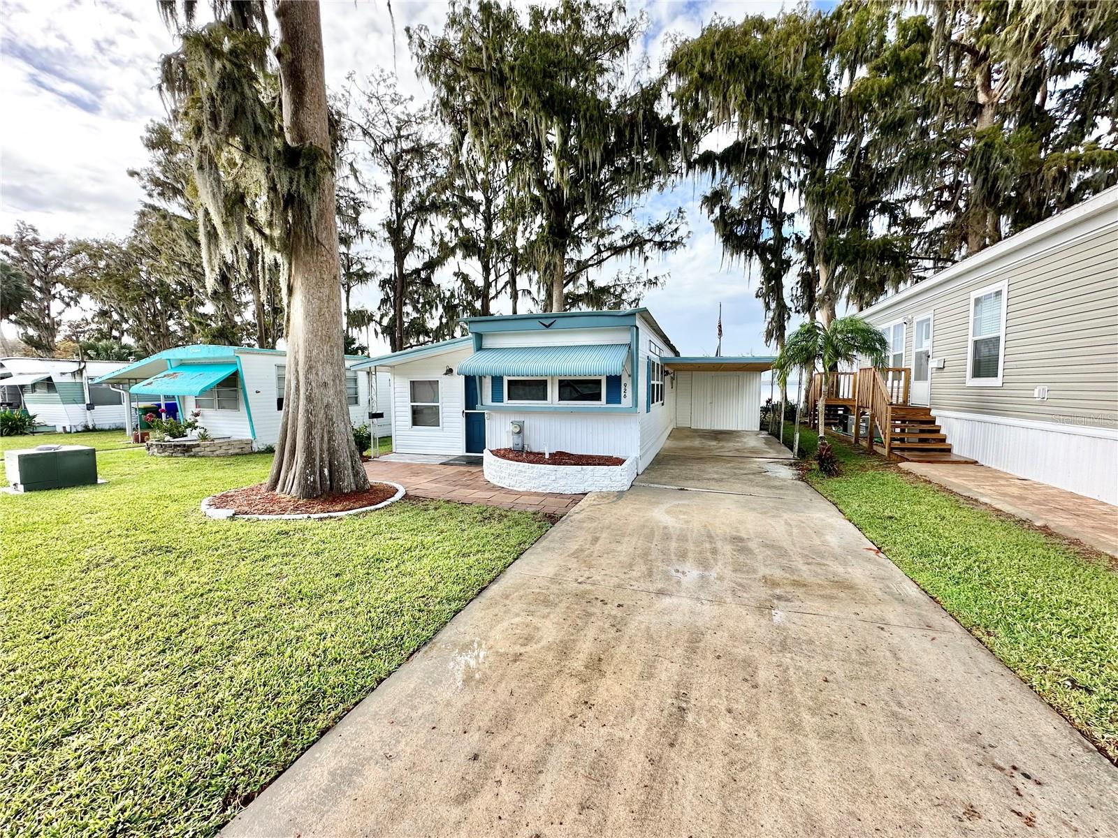 926 VILLA LAGOON DR, TAVARES, FL, 32778