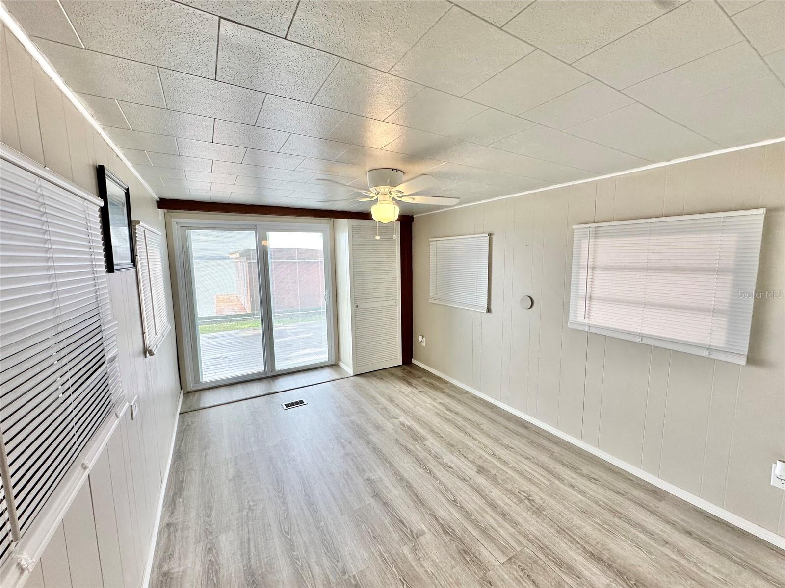 926 VILLA LAGOON DR, TAVARES, FL, 32778