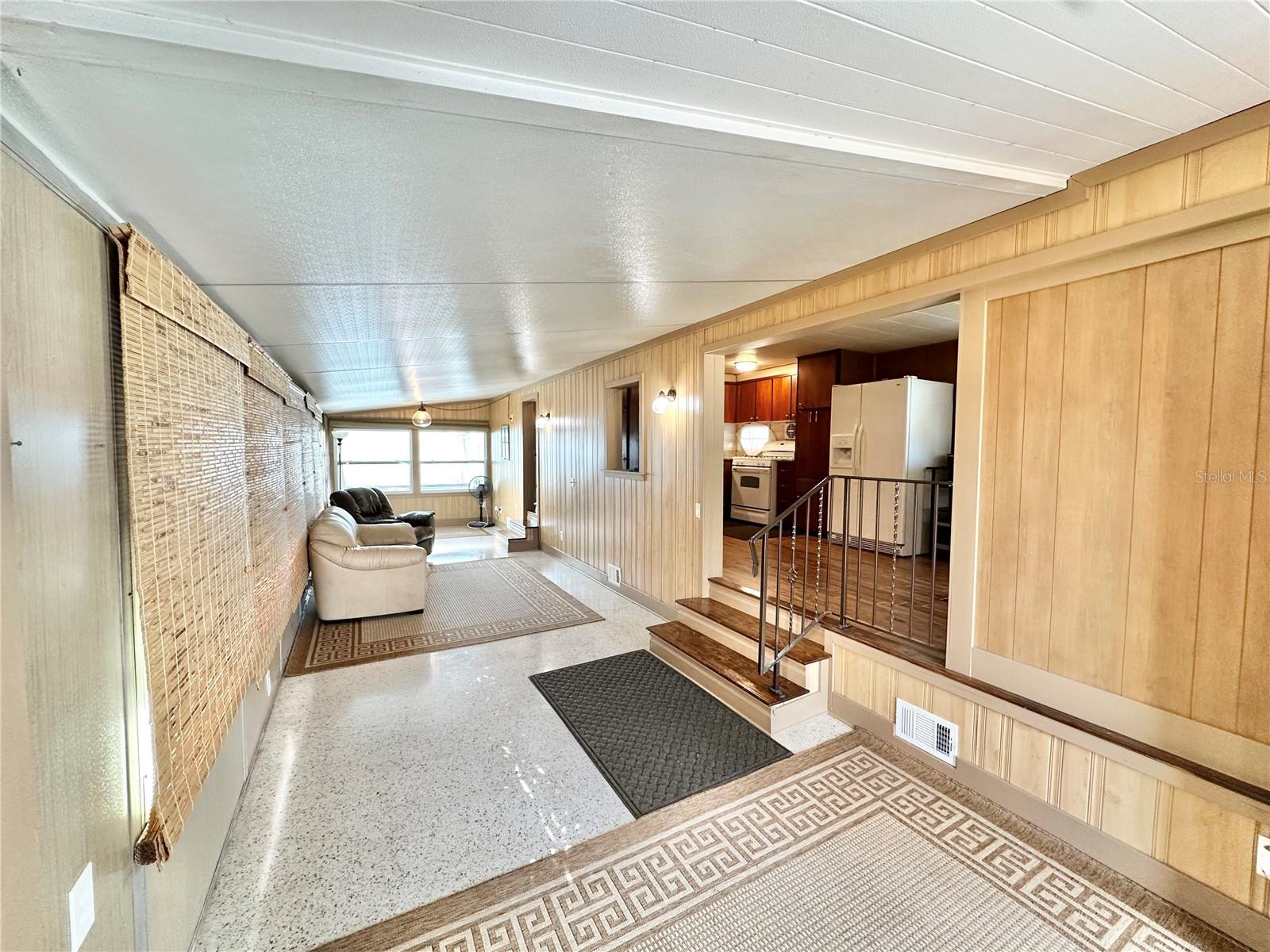 926 VILLA LAGOON DR, TAVARES, FL, 32778