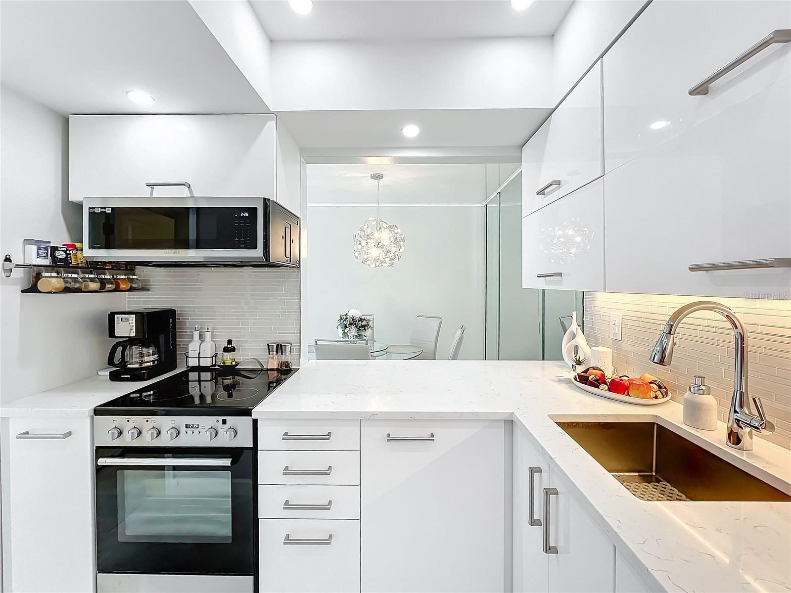 1845 BOUGH AVE #B, CLEARWATER, FL, 33760