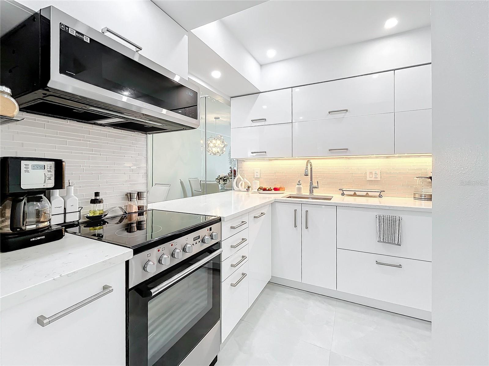 1845 BOUGH AVE #B, CLEARWATER, FL, 33760