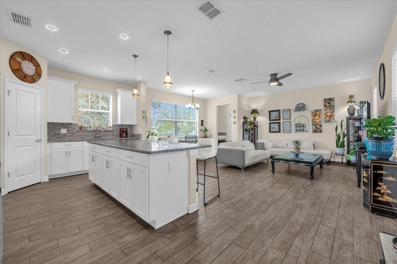 11801 GINSBERG PL, ORLANDO, FL, 32832