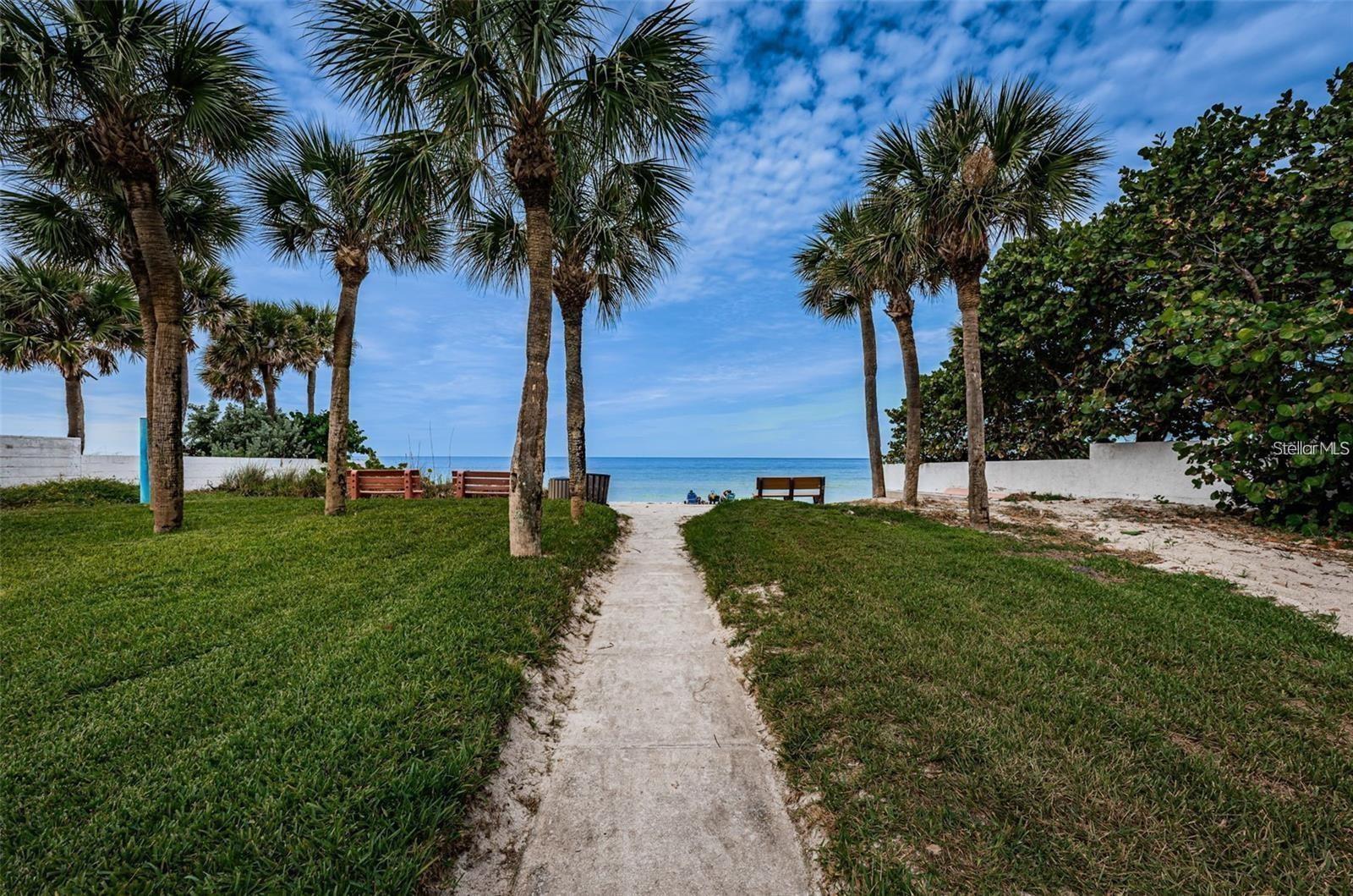 1020 CEDAR DR, BELLEAIR BEACH, FL, 33786