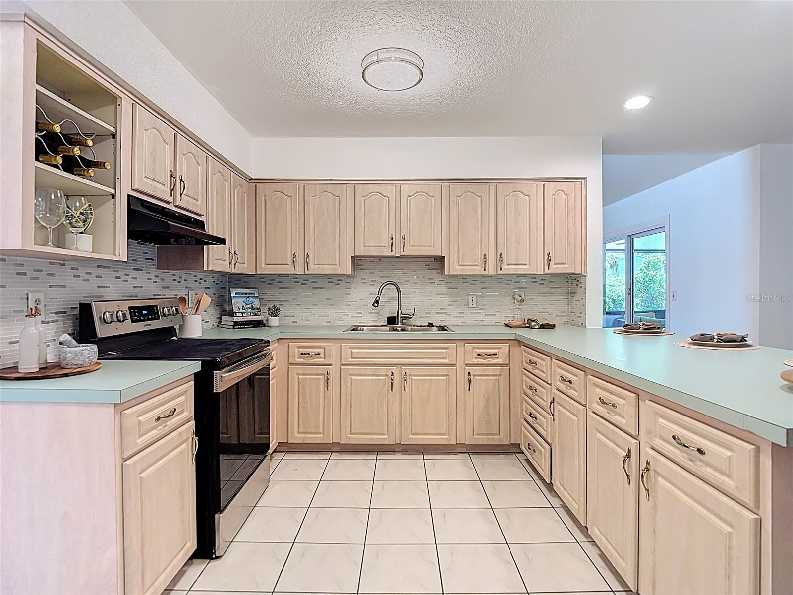 5344 LOWELL AVE, SPRING HILL, FL, 34609