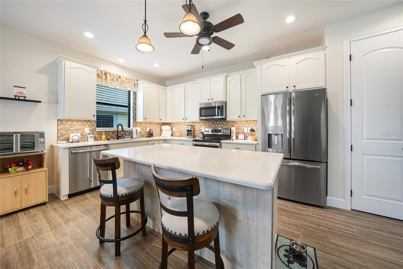 632 ROSE APPLE CIR, PORT CHARLOTTE, FL, 33954