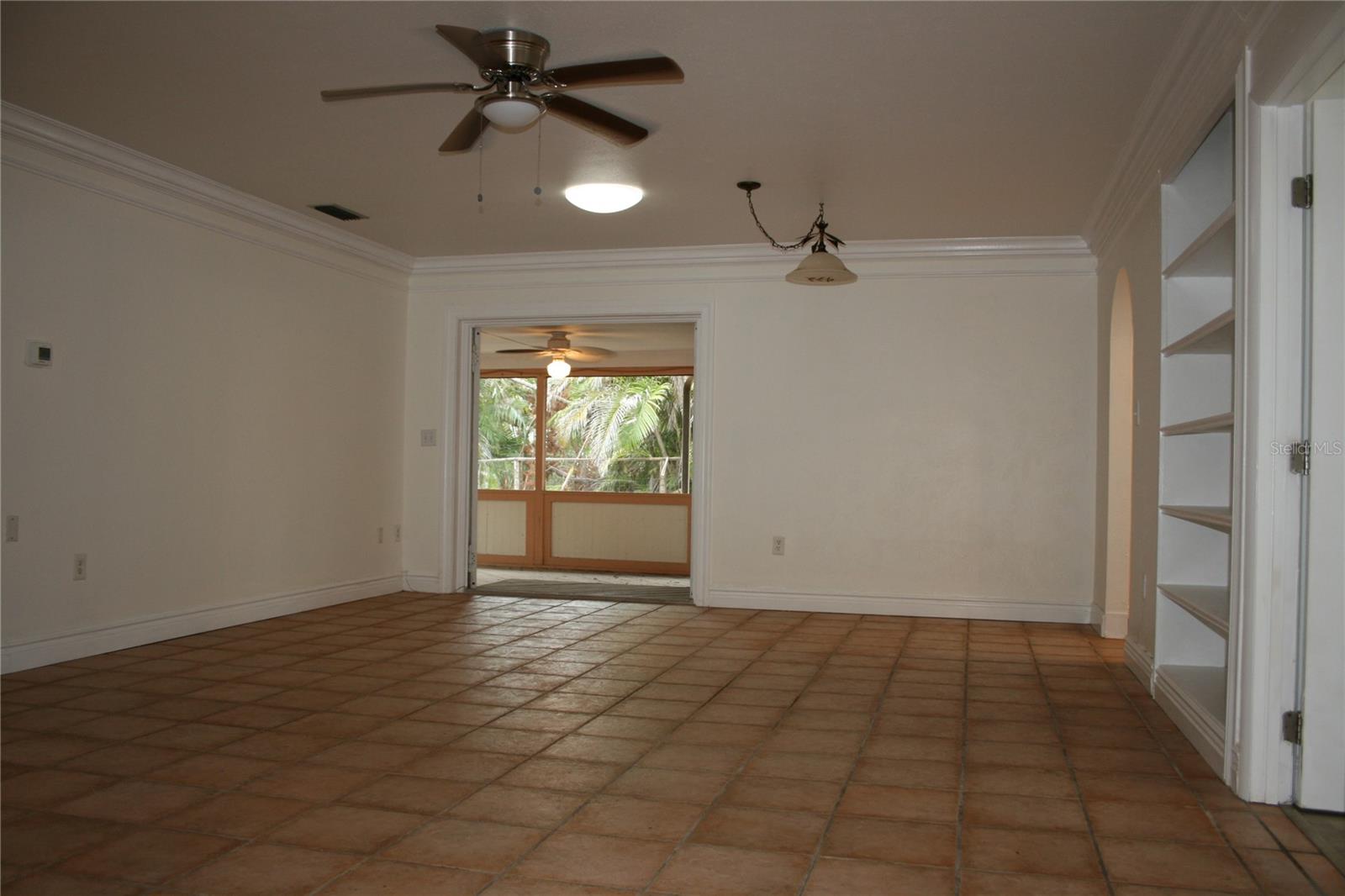 144 GARDEN LN, SARASOTA, FL, 34242