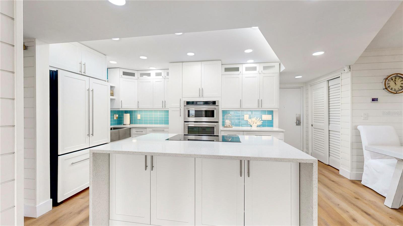 4900 BRITTANY DR S #802, ST PETERSBURG, FL, 33715