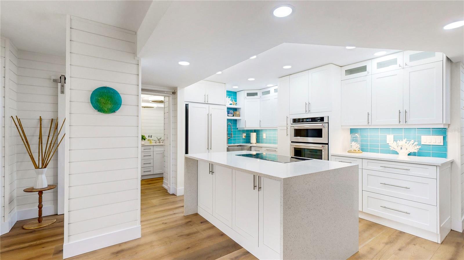 4900 BRITTANY DR S #802, ST PETERSBURG, FL, 33715