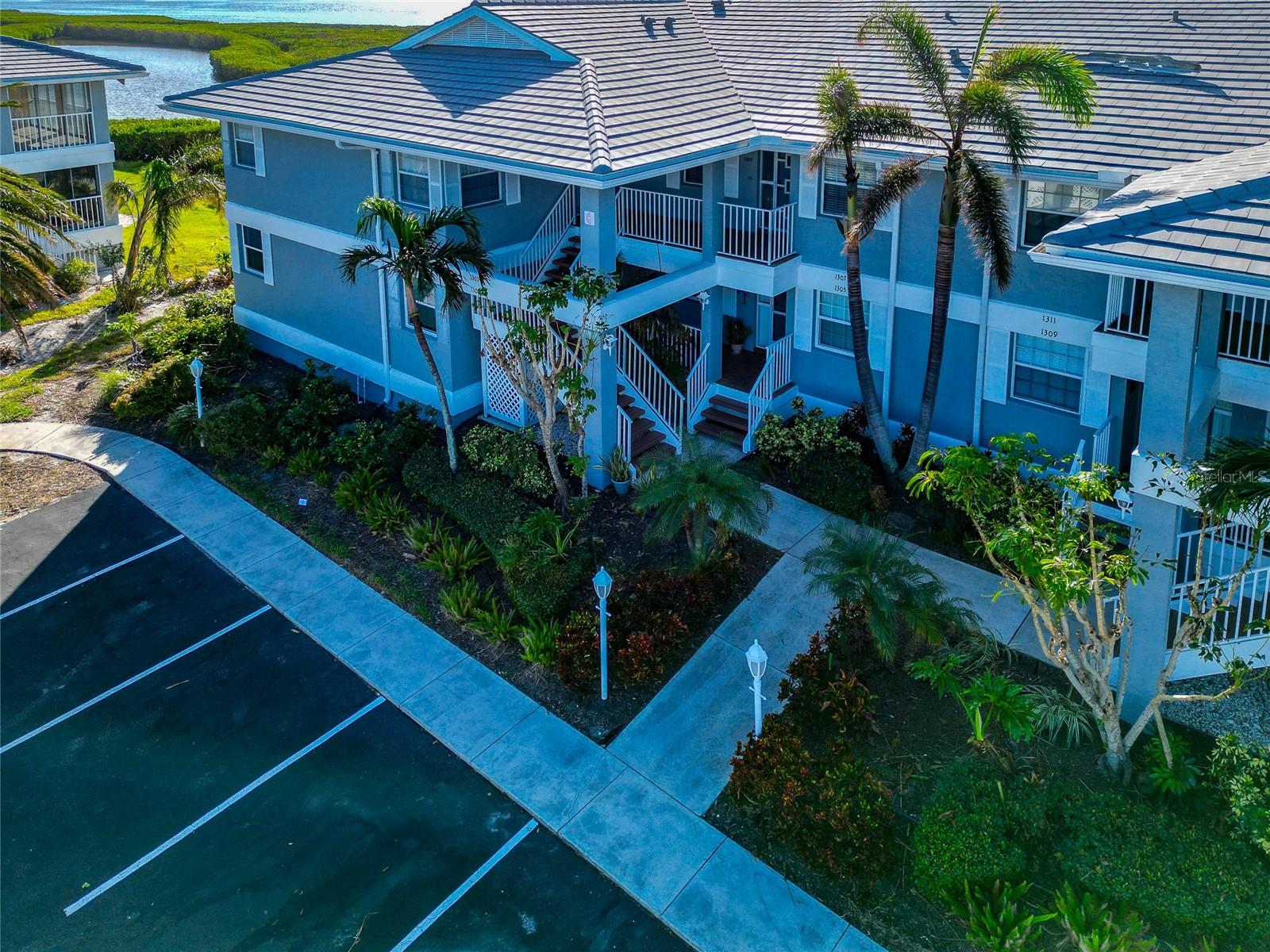 1305 PERICO POINT CIR #1305, BRADENTON, FL, 34209