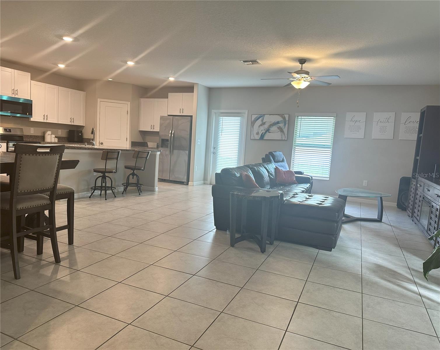 7208 PEARLY EVERLASTING AVE, TAMPA, FL, 33619