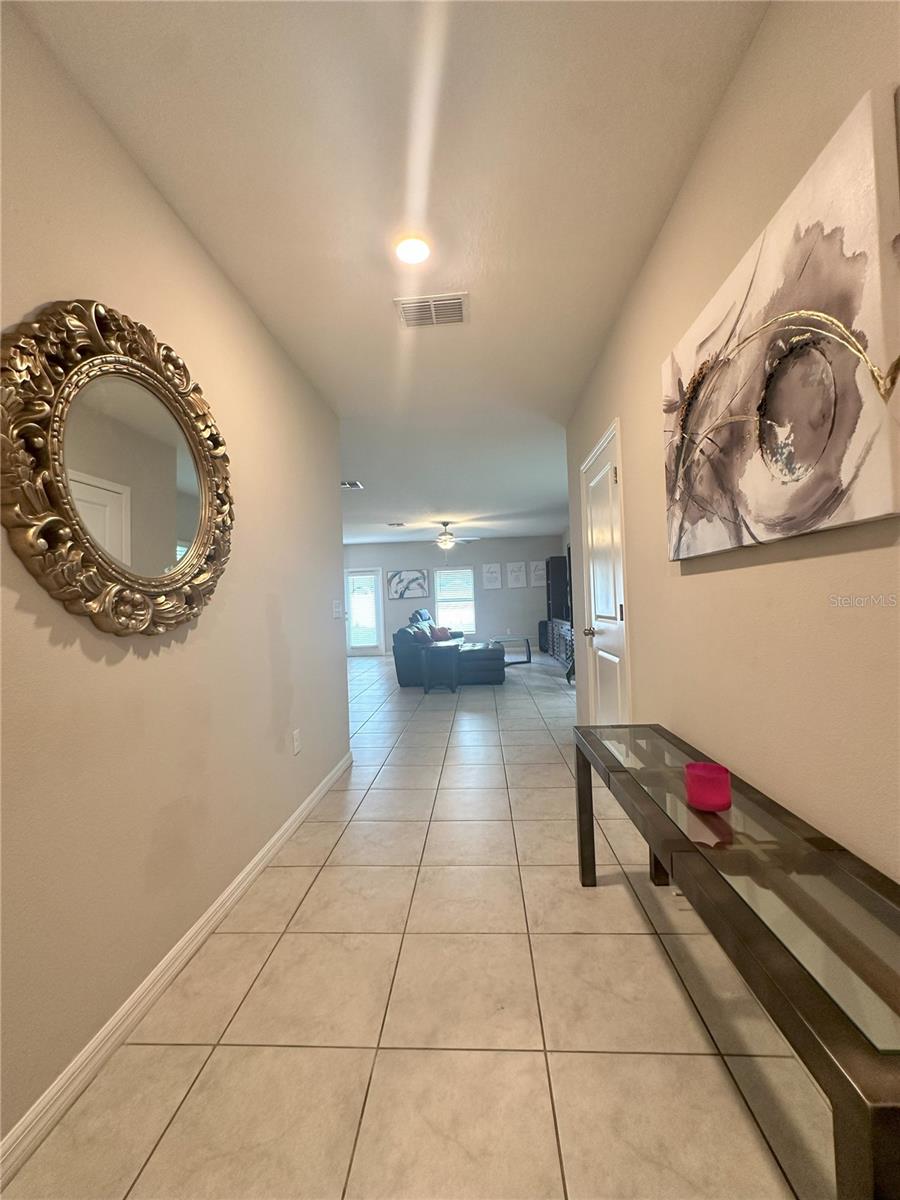 7208 PEARLY EVERLASTING AVE, TAMPA, FL, 33619
