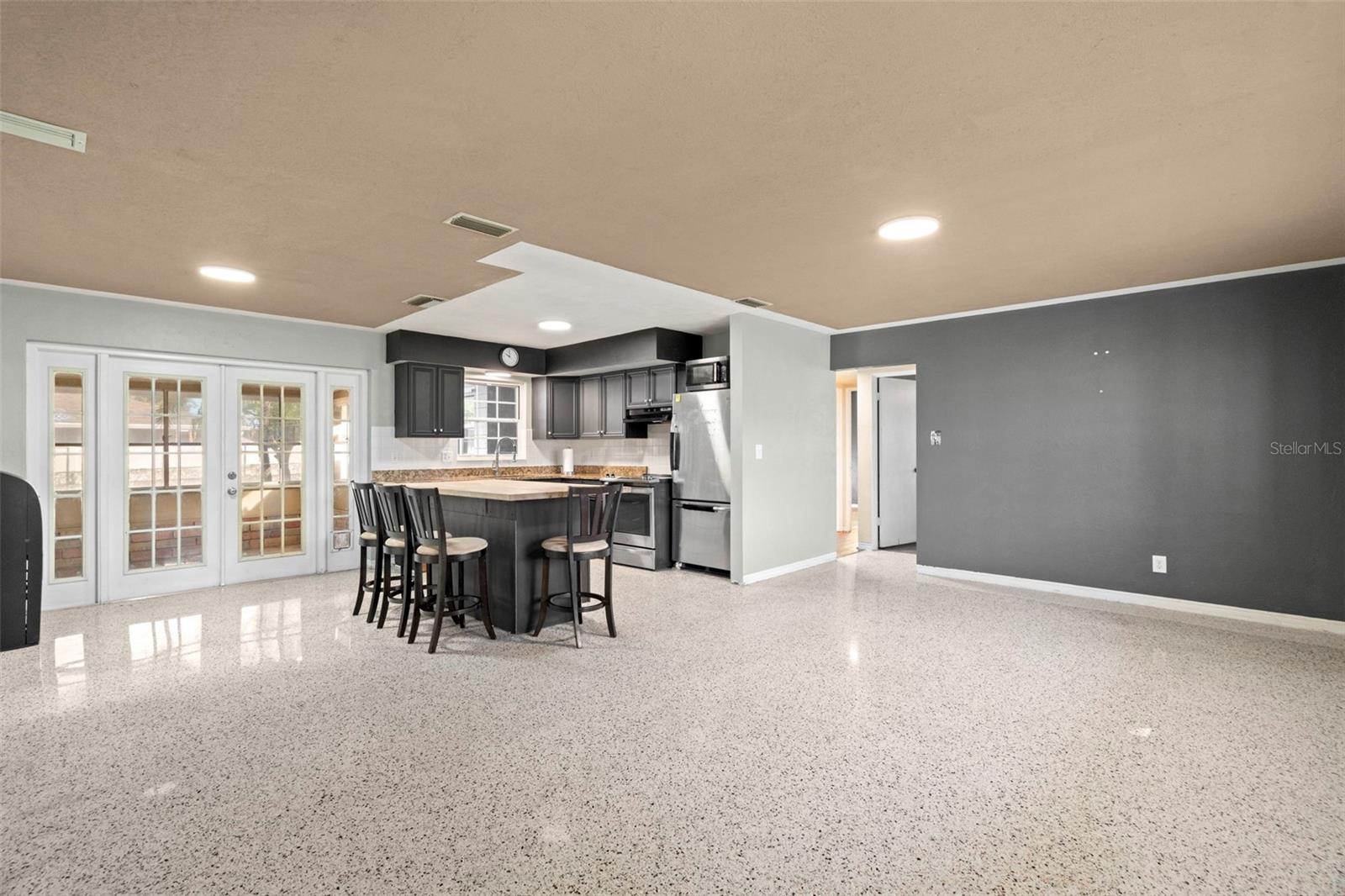 5243 30TH AVE N, ST PETERSBURG, FL, 33710