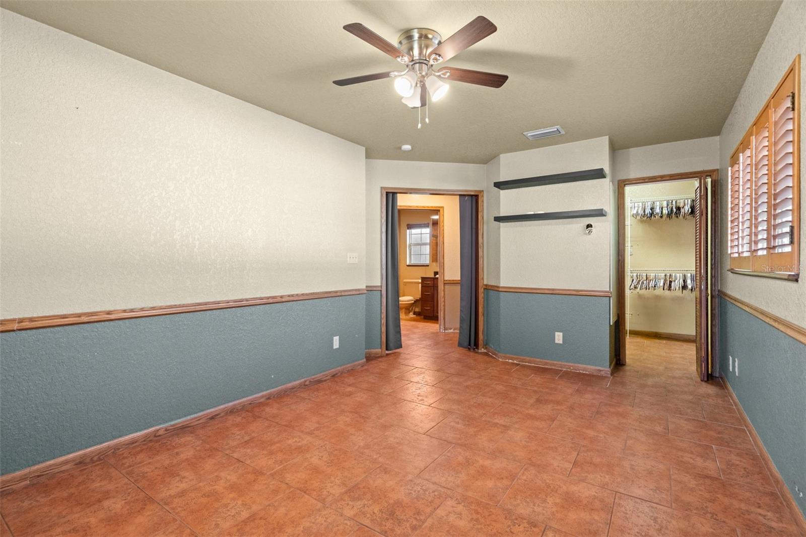 5243 30TH AVE N, ST PETERSBURG, FL, 33710