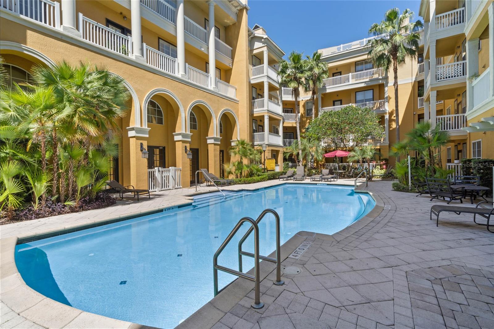 860 N ORANGE AVE #424, ORLANDO, FL, 32801