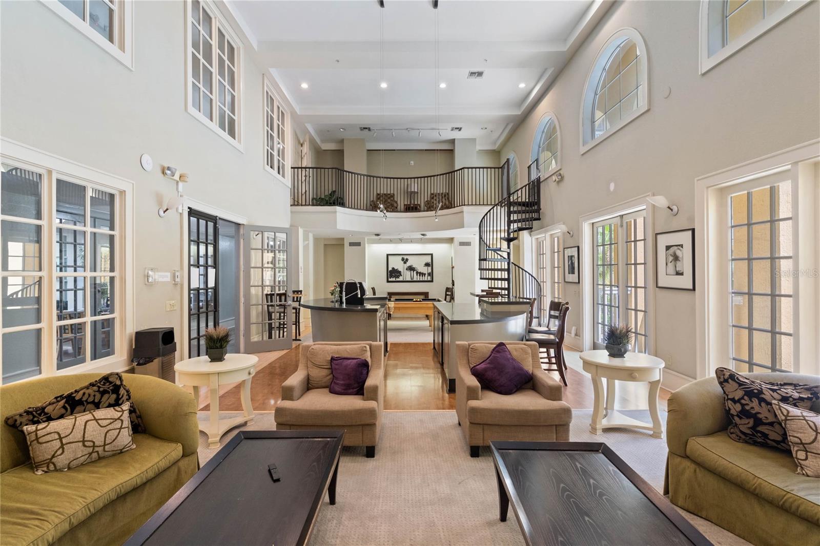 860 N ORANGE AVE #424, ORLANDO, FL, 32801