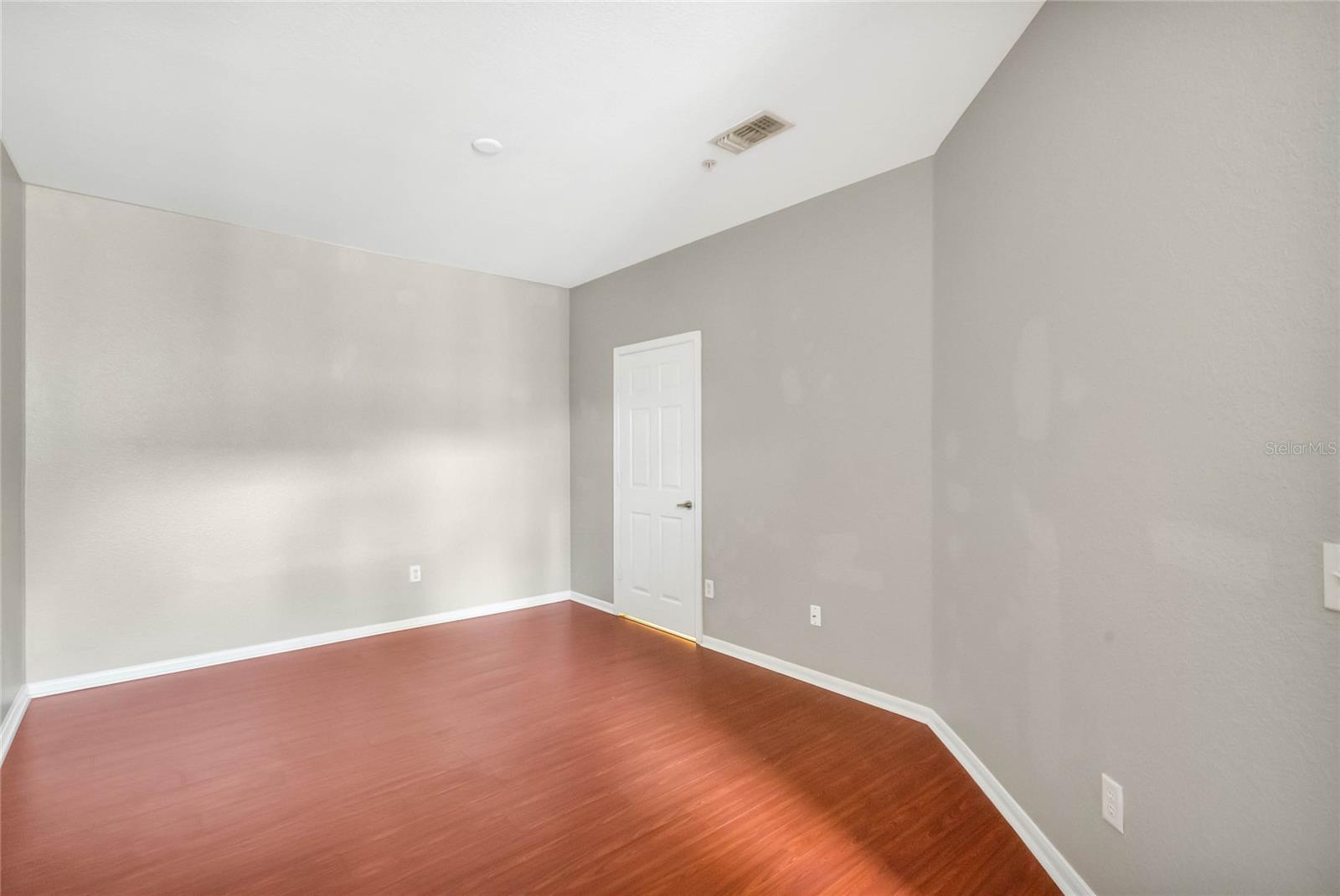 860 N ORANGE AVE #424, ORLANDO, FL, 32801